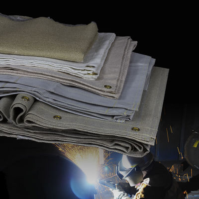 Heavy Duty Fiberglass Welding Blanket Fireproof 550C Resistant